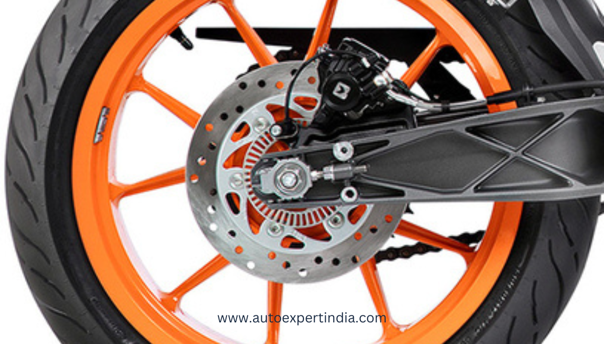 KTM Duke 125 Suspension and brake