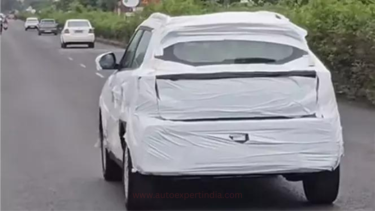 What's yet to be revealed about Mahindra XUV300 Facelift